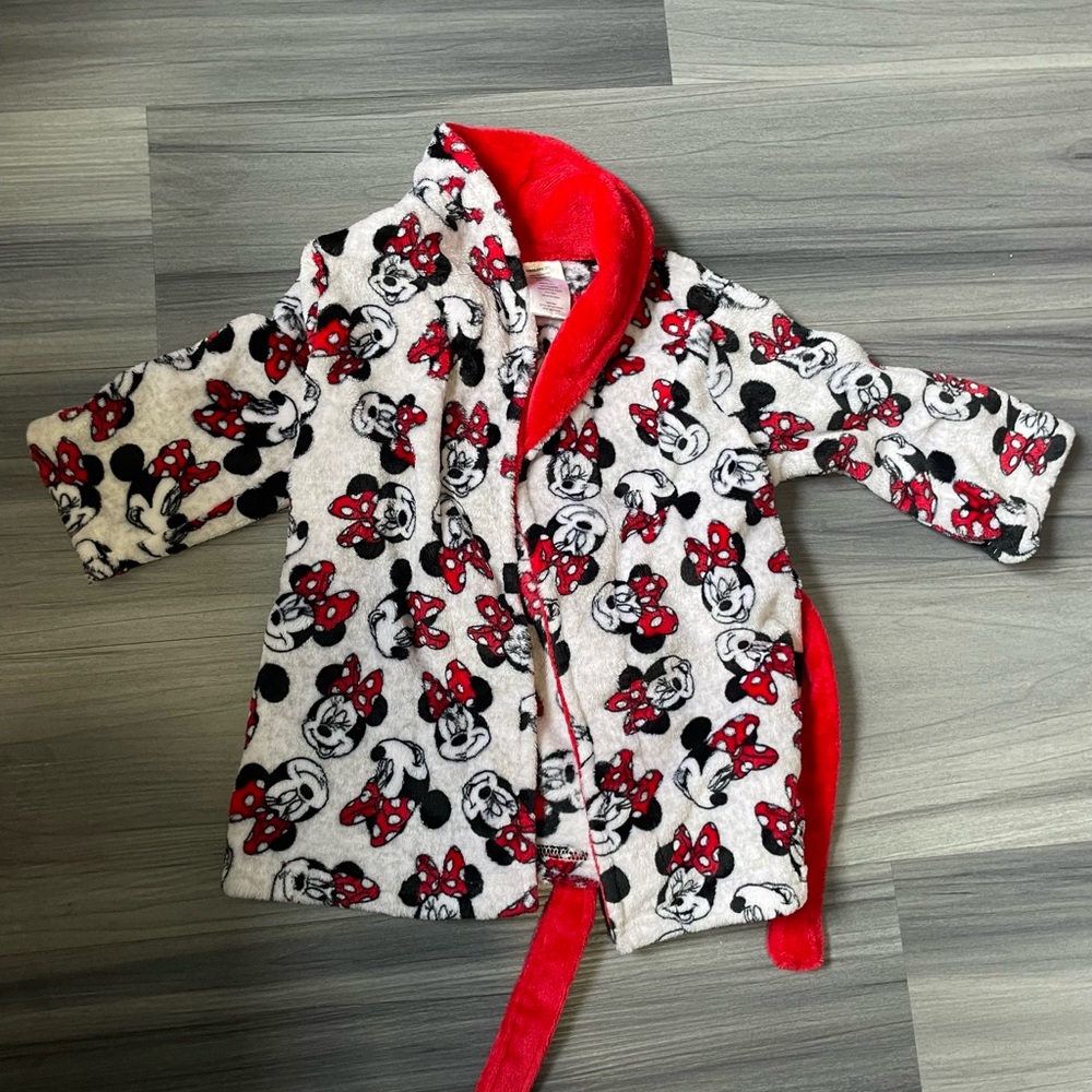 Minnie Mouse bath rob 2t